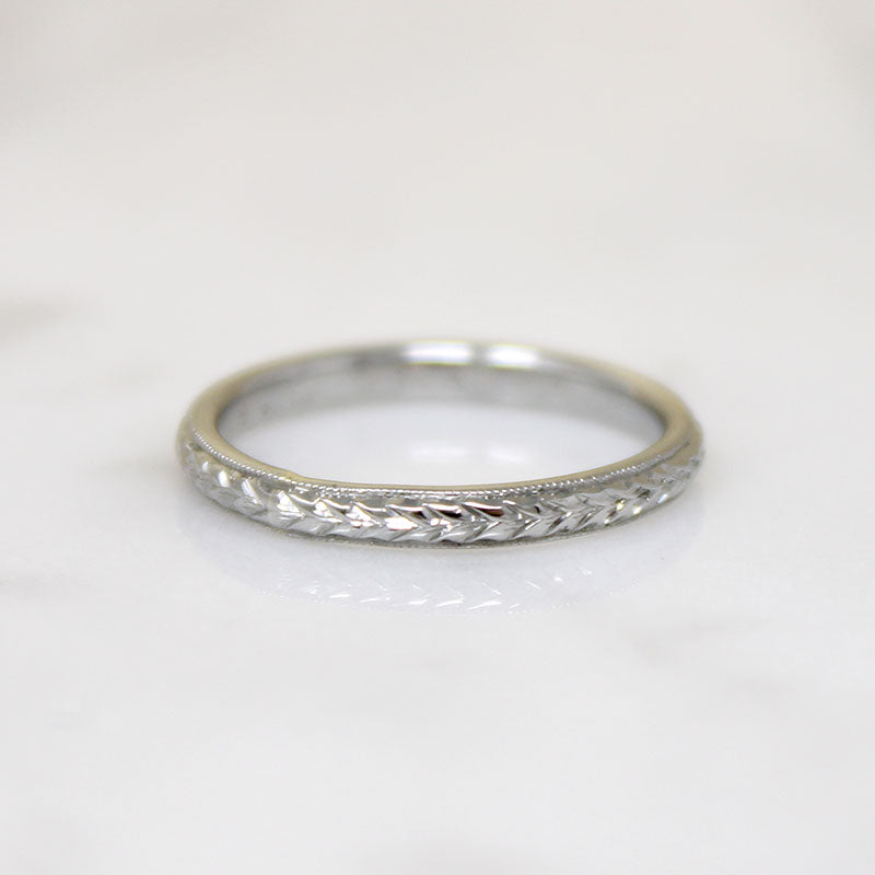 Crisp Laurels 18k White Gold Band