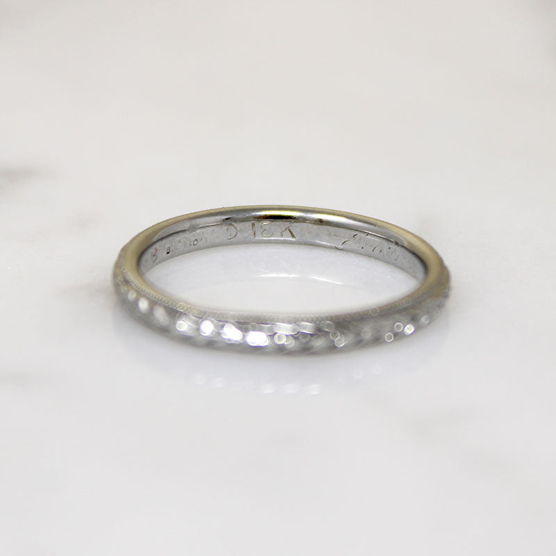 Crisp Laurels 18k White Gold Band