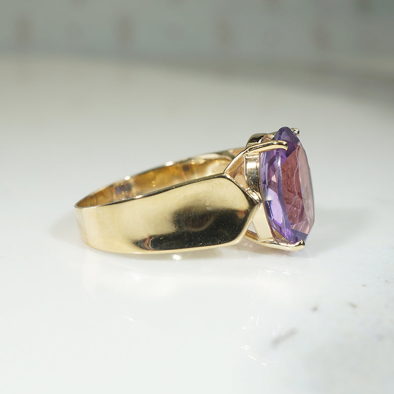 Fabulous Amethyst & 14k Gold Cocktail Ring