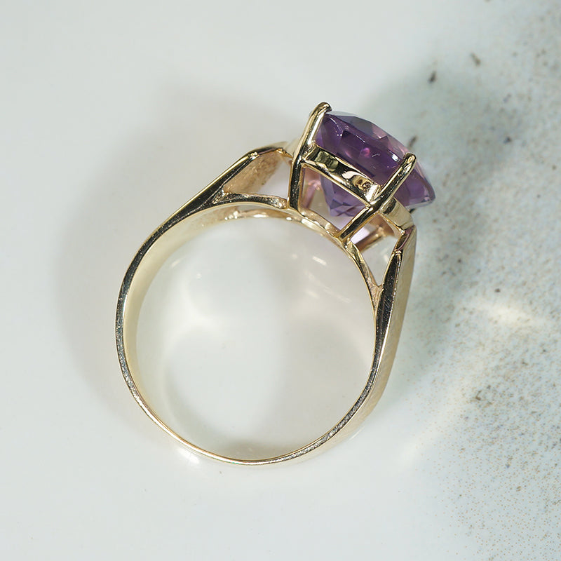 Fabulous Amethyst & 14k Gold Cocktail Ring