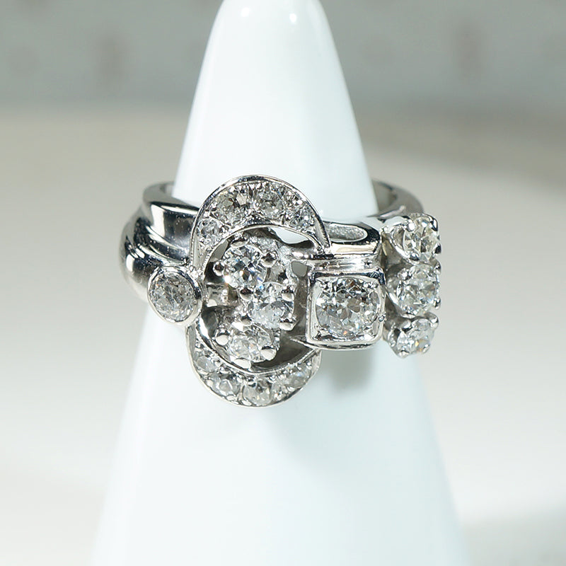 Gorgeous Stylized Buckle Diamond Retro Ring