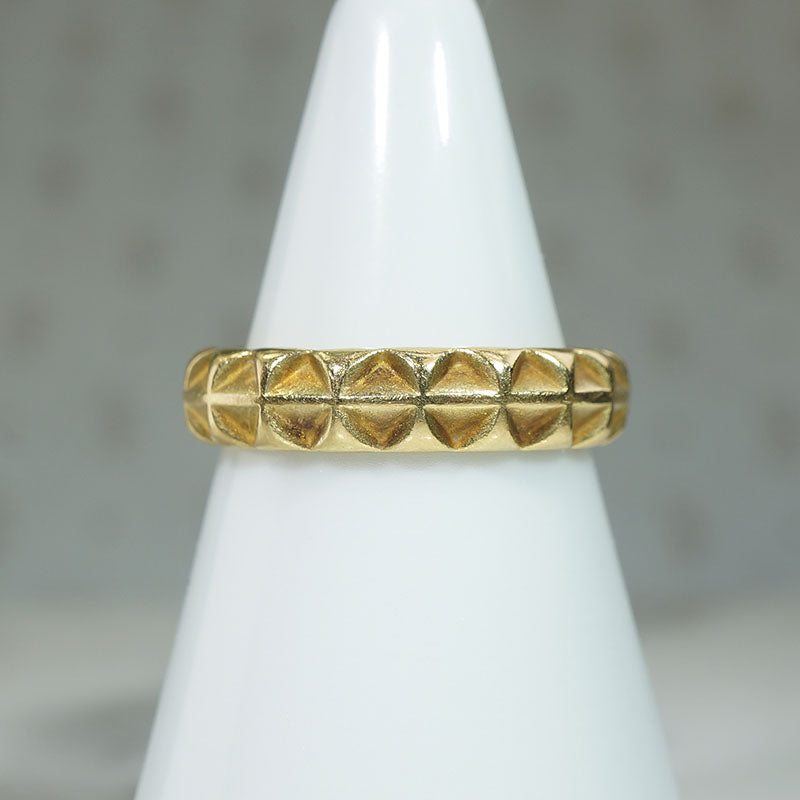Sculpted 18k Gold Band by J. Bohan