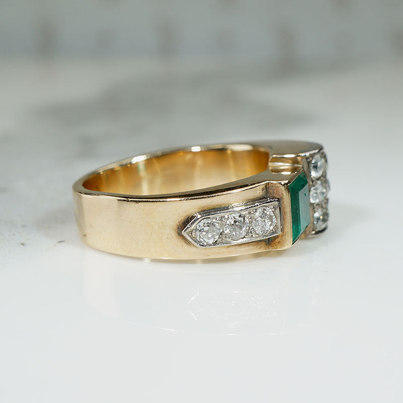 Ravishing Emerald & Diamond Retro Ring