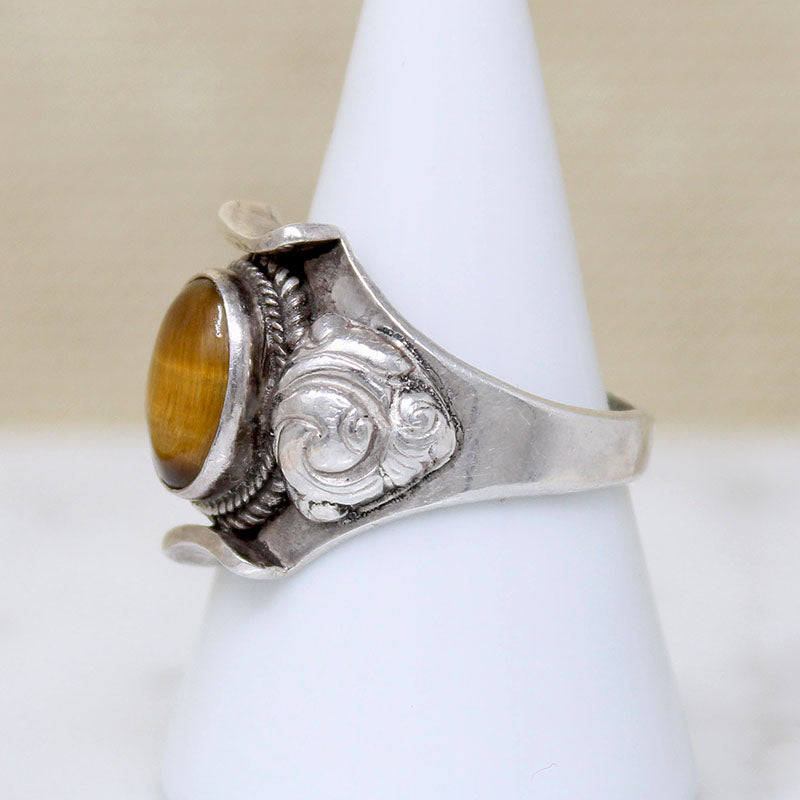 Tigers Eye in Elaborate Sterling Silver Ring