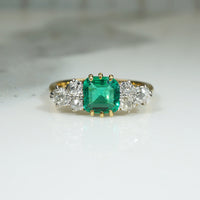 Antique 18k Gold Emerald & Old Mine Cut Diamond Ring