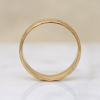 Crisp Chevron Geometric Bright Cut 10k Band