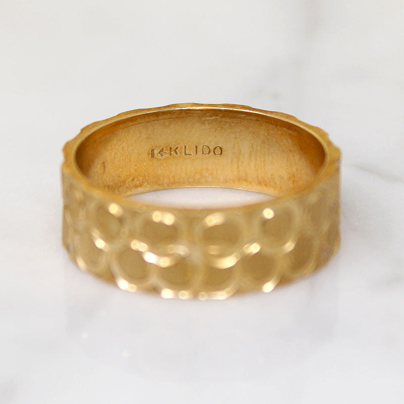 Swanky Circular Link Engraved NOS Gold Band