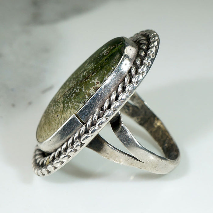 Subtle Gradated Green Turquoise & Silver Ring