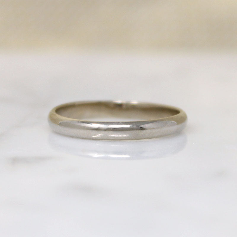 Slender 18k White Gold Size 8 Wedding Band