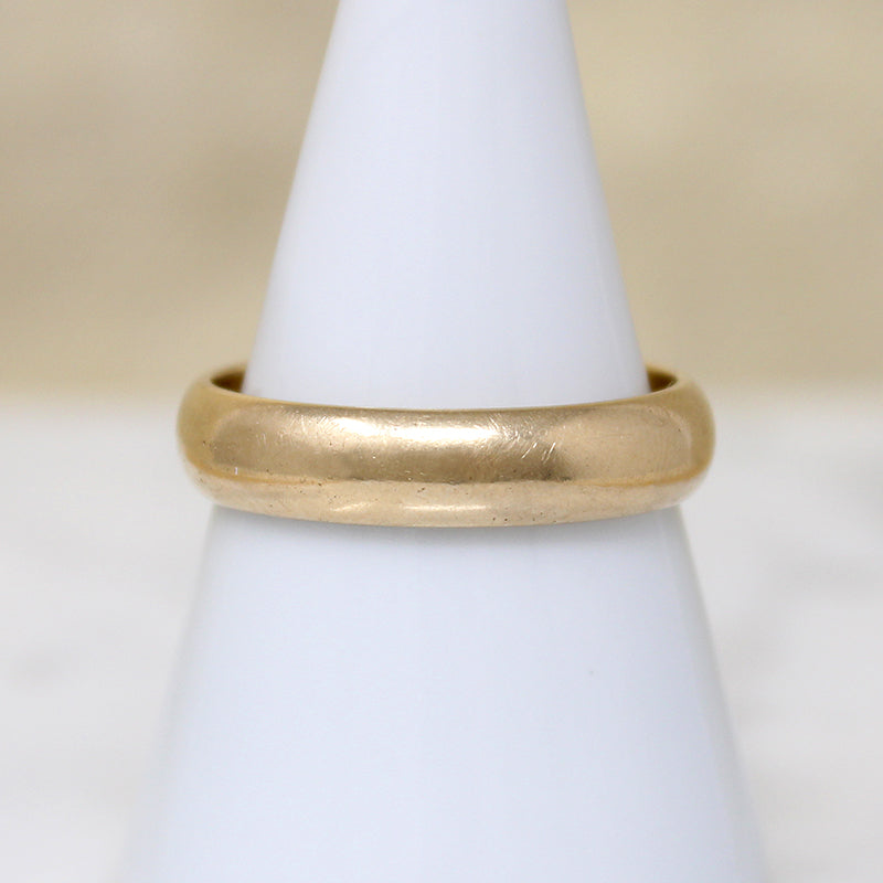 Classic Size 10 14k Gold Half Round Wedding Band