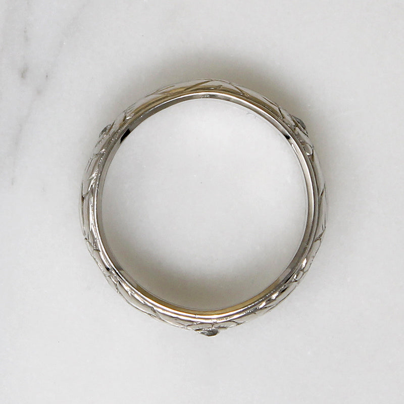 Romantic Flowers & Diamonds Engraved Platinum Band