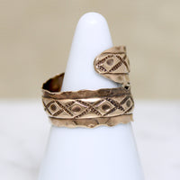 Strange Early Victorian 12k Gold Snake Ring