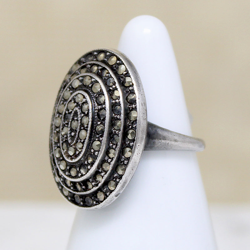 Glittering Marcasite & Sterling Silver Art Deco Ring