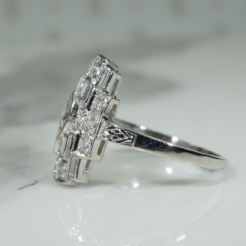 Beautiful Platinum Art Deco Diamond Ring