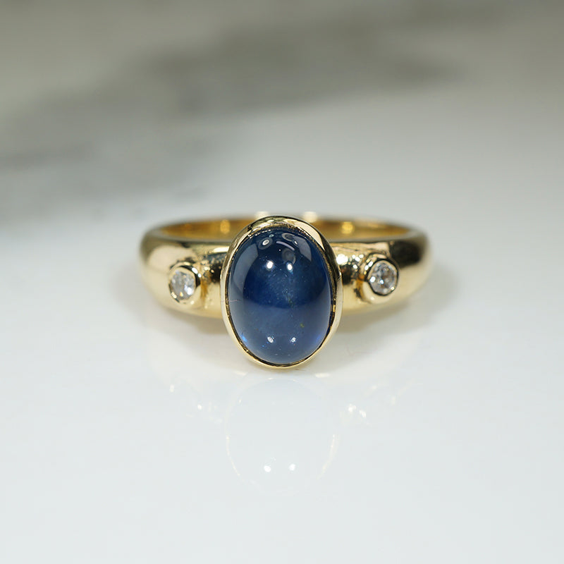 Cabochon Sapphire and Diamond 18k Gold Ring