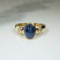 Cabochon Sapphire and Diamond 18k Gold Ring