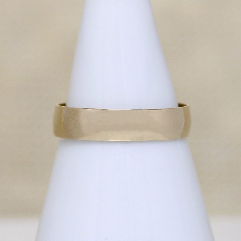 Lightweight 14k Gold Band Size 7