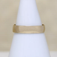 Lightweight 14k Gold Band Size 7