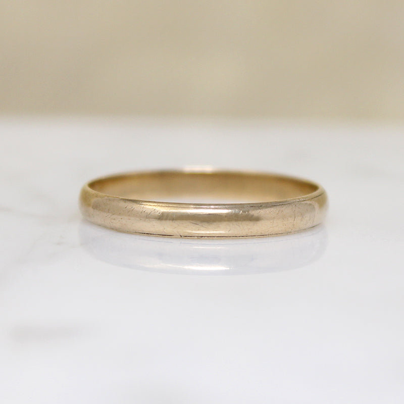 Slim 14k Gold Stepped Edge Wedding Band Size 11