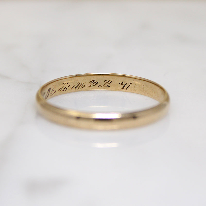 Slim 14k Gold Stepped Edge Wedding Band Size 11
