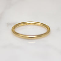 Curvy 18k Gold Size 7 Tiffany & Co. Band