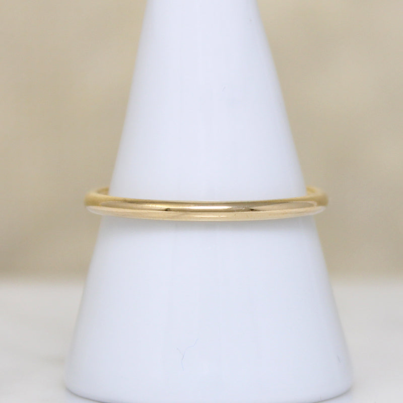 Shapely 18k Gold Size 10 Tiffany & Co. Band