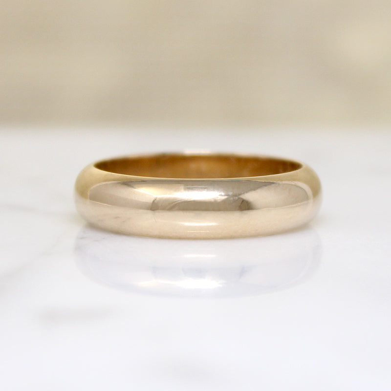 Chubby Size 9 14k Gold Band with Gravitas