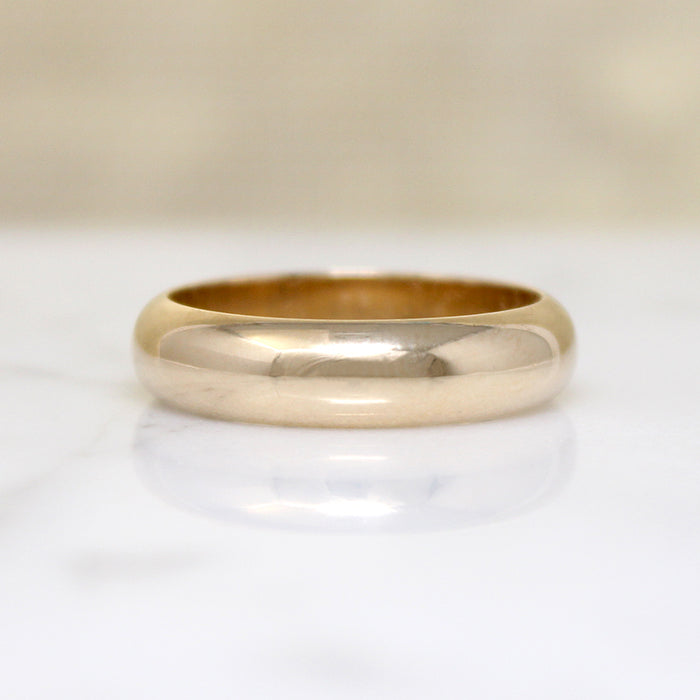 Chubby Size 9 14k Gold Band with Gravitas