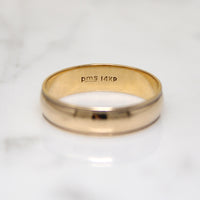 Stylish 14k Gold Band with Milgrain Edge Size 8.75