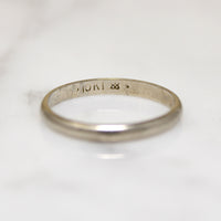 Warm White 10k Gold Wedding Band Size 6