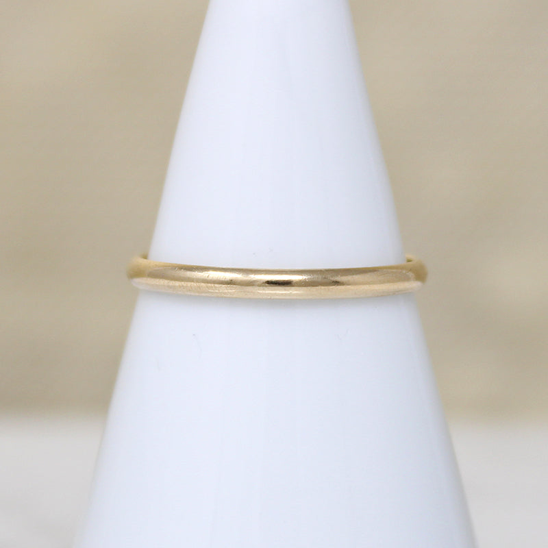 Slender 10k Gold Vintage Wedding Band Size 7