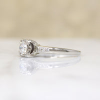 Graceful 1940s Diamond & White Gold Engagement Ring