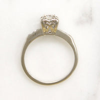 Graceful 1940s Diamond & White Gold Engagement Ring