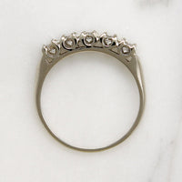 Five Sparkly Diamonds in 18k White Gold Band
