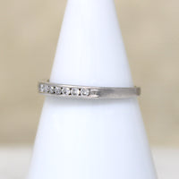 Elegant 1960s Diamond & Platinum Wedding Band