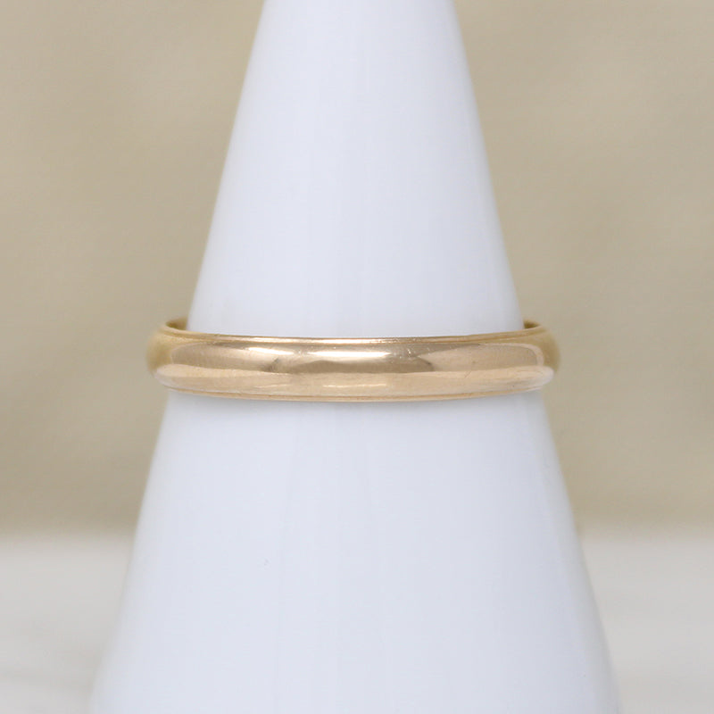Stylish 14k Gold Edged Half Round Band Size 9.5