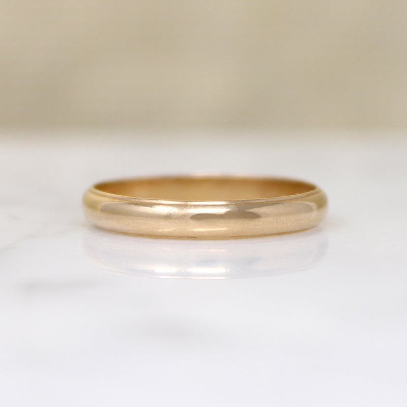 Stylish 14k Gold Edged Half Round Band Size 9.5