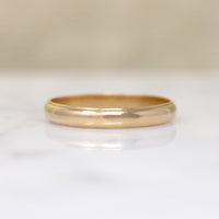 Stylish 14k Gold Edged Half Round Band Size 9.5