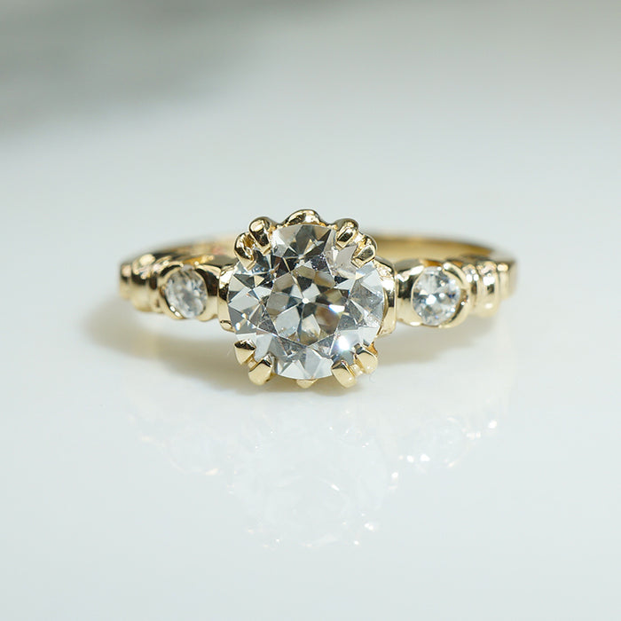 Stunning 1930s Yellow Gold & Diamond Engagement Ring