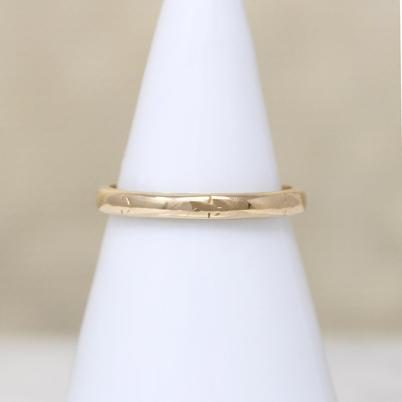 Subtle Details 14k Gold Vintage Band