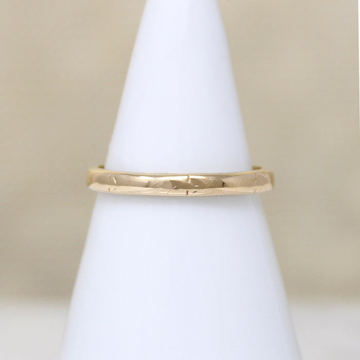 Subtle Details 14k Gold Vintage Band