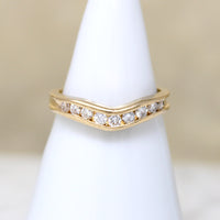 Chic Curved Gold & Diamond Wedding Band