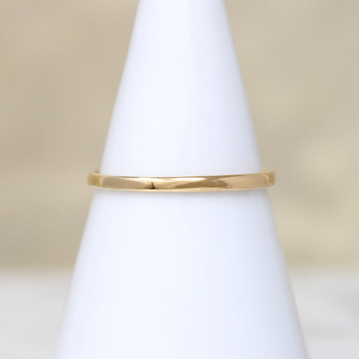 Slender 18k Gold Half Round Wedding Band
