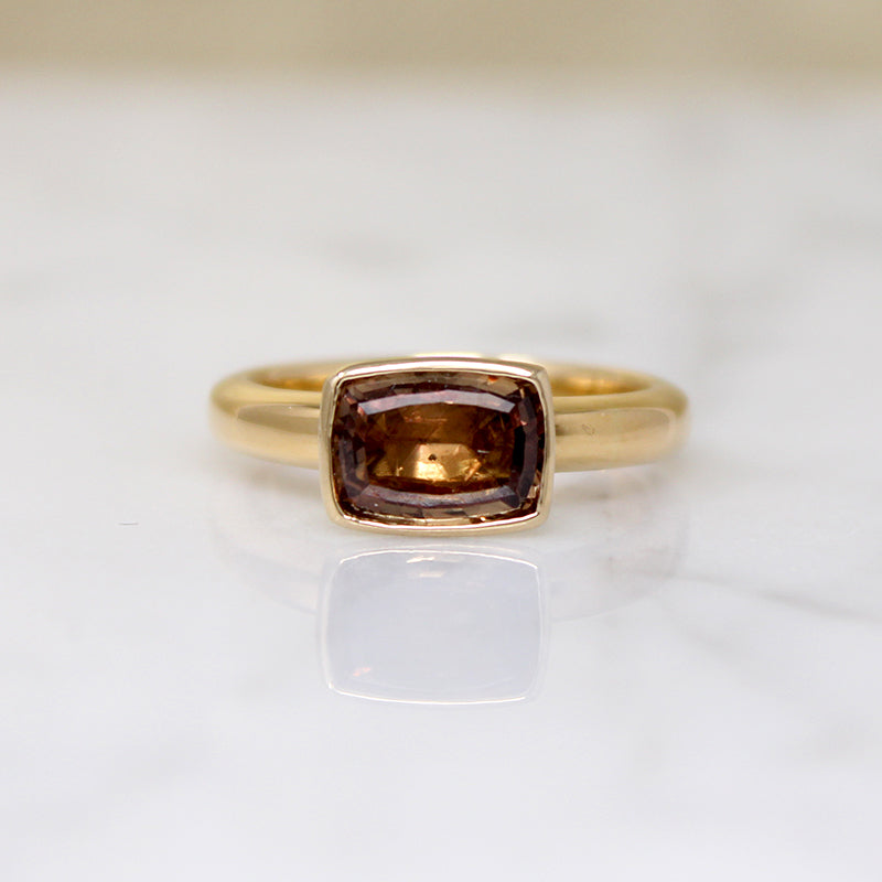 Smouldering Brown Aurora Sapphire in 18k Gold Ring