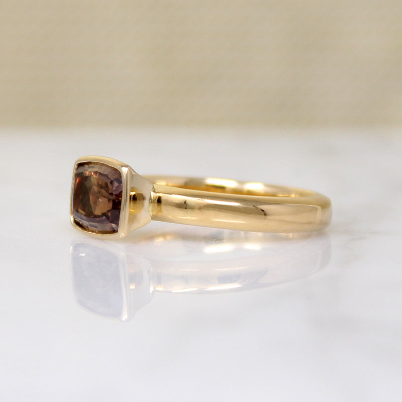 Smouldering Brown Aurora Sapphire in 18k Gold Ring