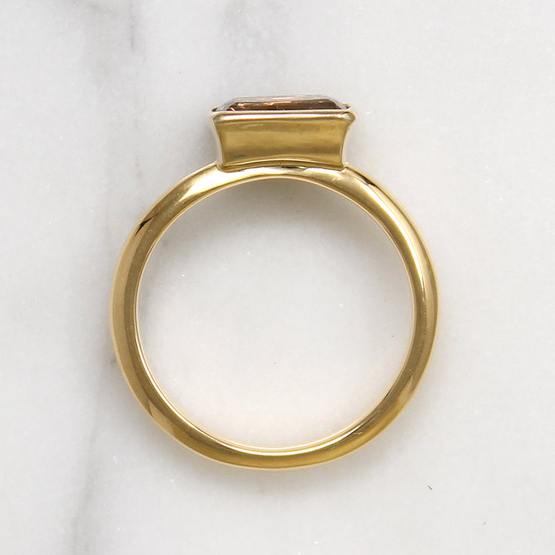 Smouldering Brown Aurora Sapphire in 18k Gold Ring