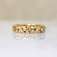 Victorian 18k Gold Forget-Me-Not Band