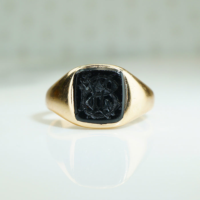 Handsome Edwadian Onyx Signet Ring