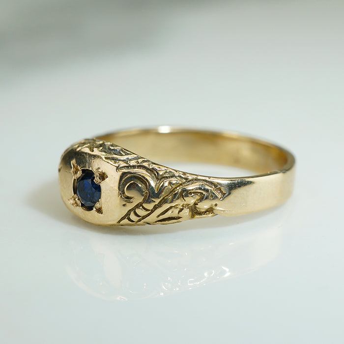 Engraved Gold and Sapphire Victorian Ring