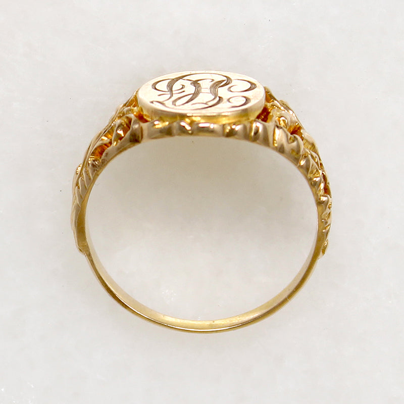 Lush & Leafy 10k Gold Signet Ring